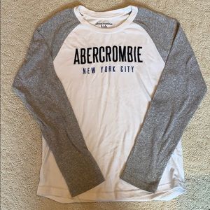 BRAND NEW CONDITION Abercrombie Boys Size 9/10